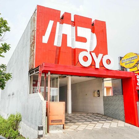 Oyo 425 Mojokerto Guesthouse 外观 照片