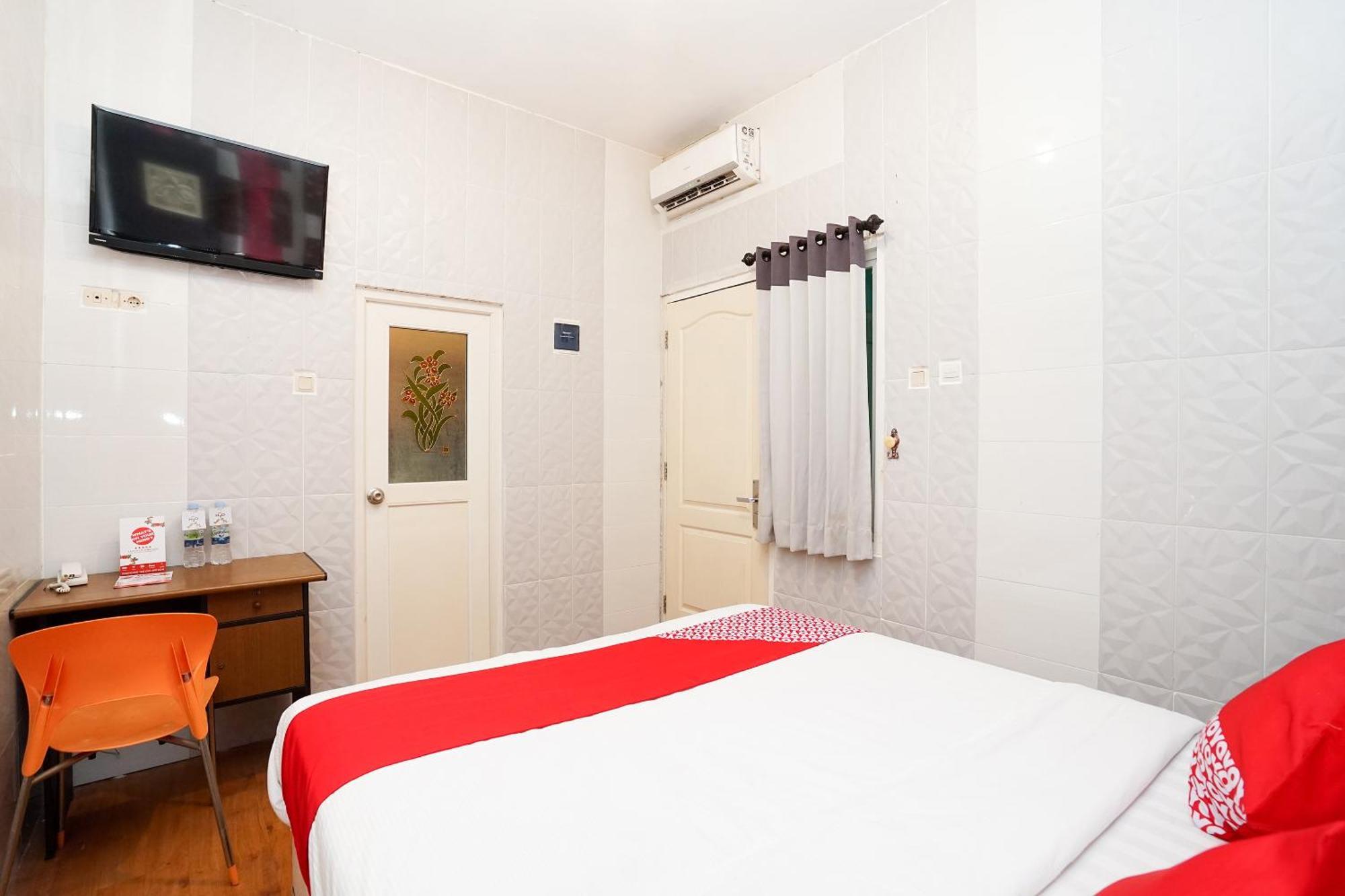 Oyo 425 Mojokerto Guesthouse 外观 照片