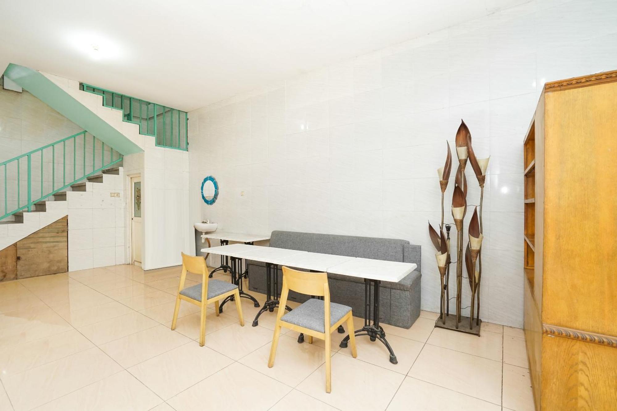 Oyo 425 Mojokerto Guesthouse 外观 照片